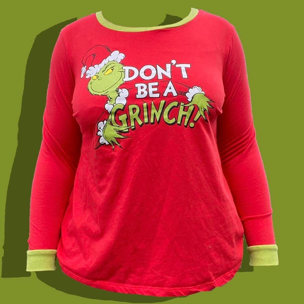 Don’t Be A Grinch Graphic Pullover